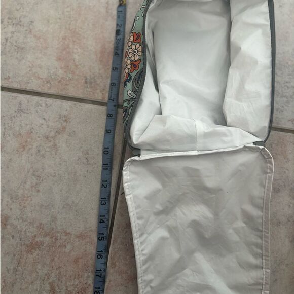 Vera Bradley retired design bag storage bag make up bag cosmetic - Picture 4 of 4